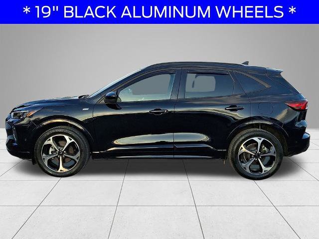 Certified 2023 Ford Escape ST-Line Elite w/ Premium Technology Package image 7