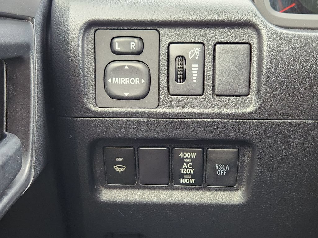 Used 2012 Toyota 4Runner Limited AWD/4WD image 12