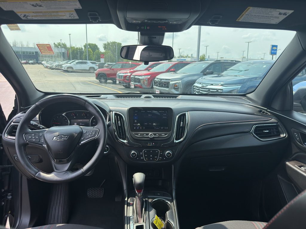 Certified 2022 Chevrolet Equinox RS w/ Infotainment Package AWD/4WD image 28
