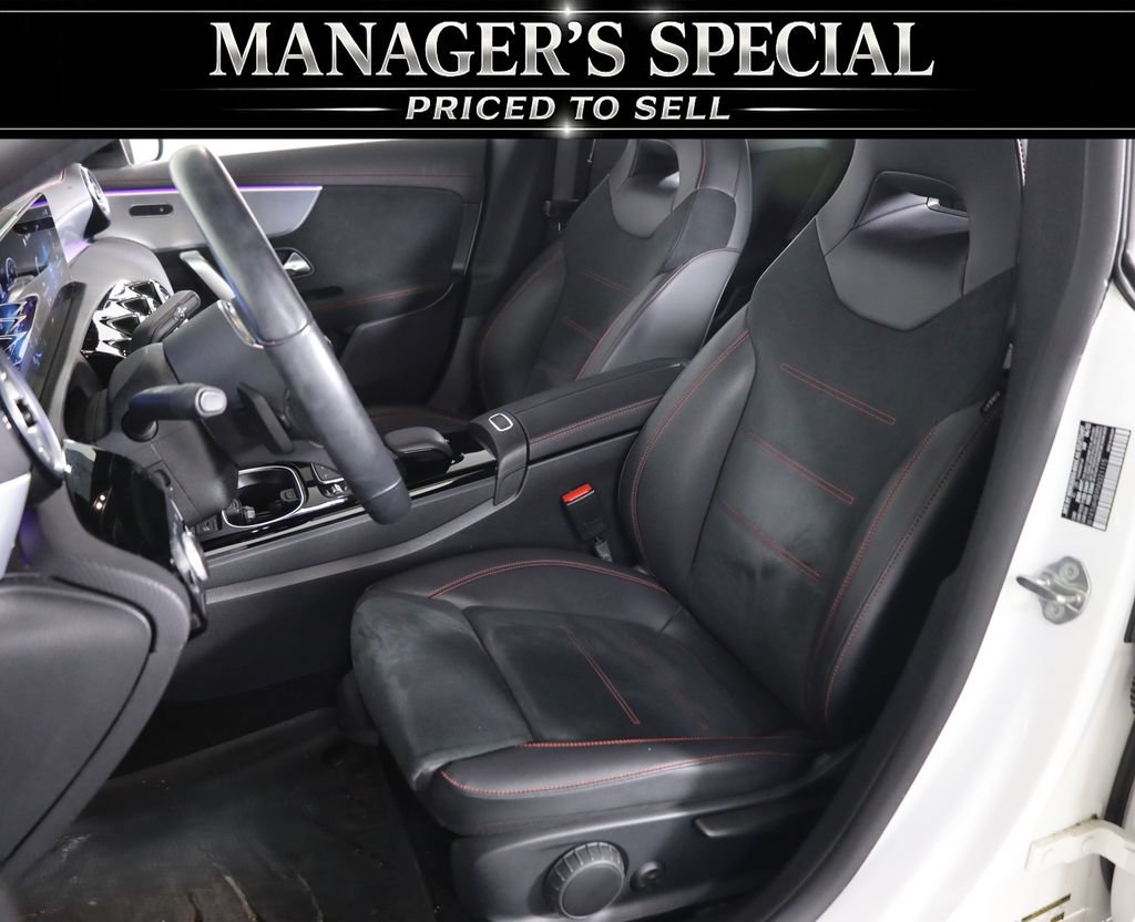Used 2022 Mercedes-Benz CLA 250 4MATIC image 29