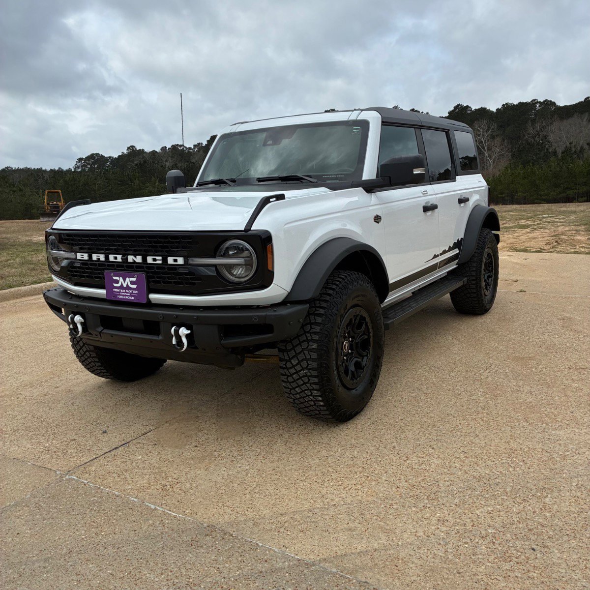 Used 2023 Ford Bronco Wildtrak AWD/4WD image 1