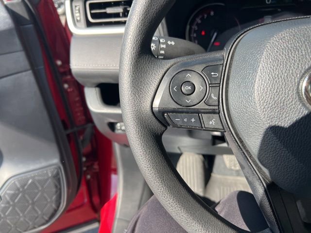 Used 2023 Toyota RAV4 LE image 8