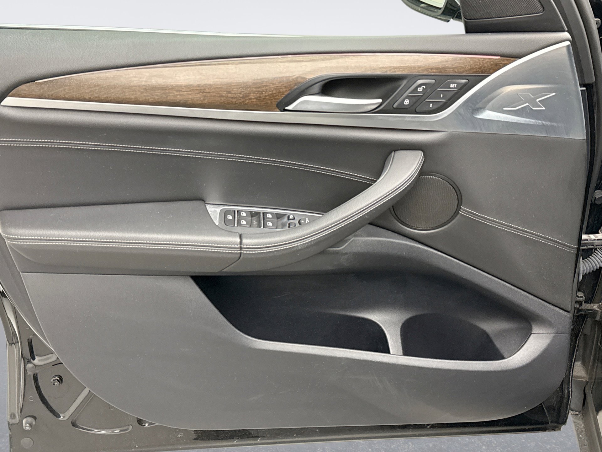 Used 2018 BMW X3 xDrive30i w/ Convenience Package AWD/4WD image 9