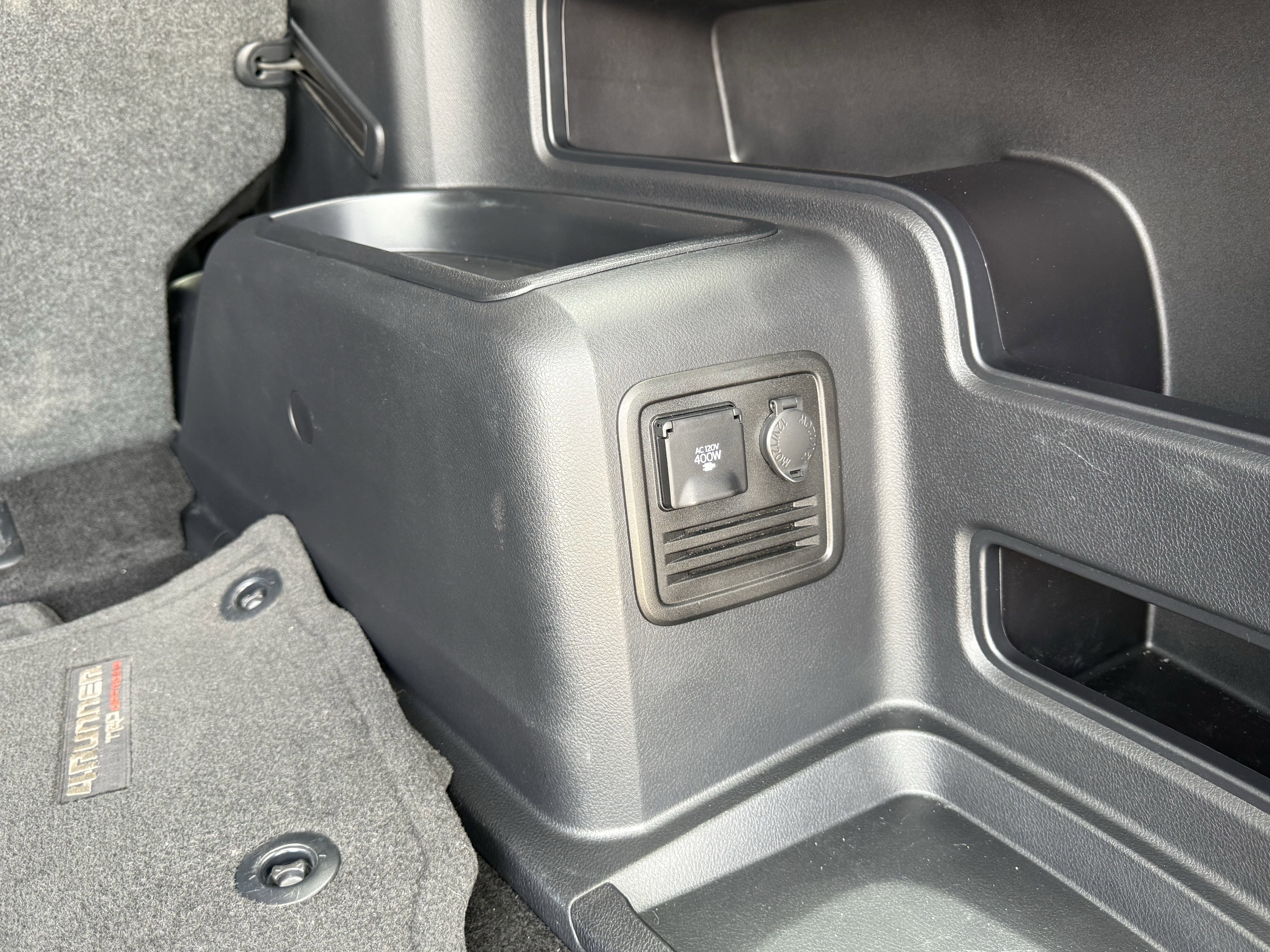 Used 2024 Toyota 4Runner TRD Off-Road image 17