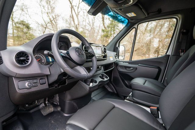 New 2026 Mercedes-Benz Sprinter 2500 image 4