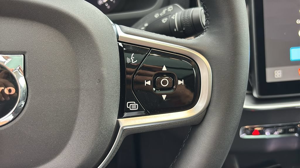 New 2026 Volvo XC90 B5 Core AWD/4WD image 18