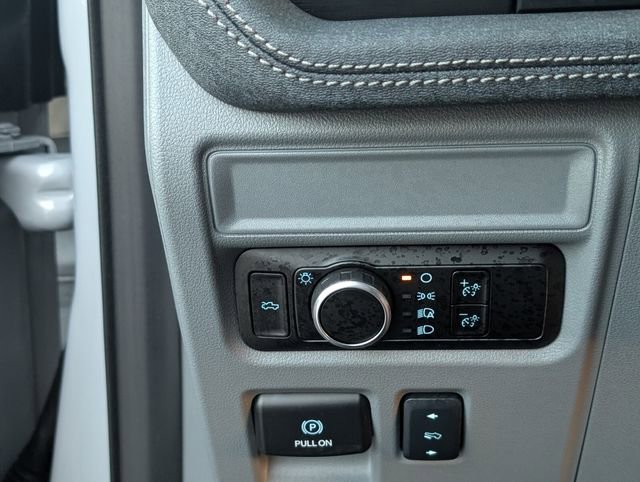 Used 2025 Ford F150 Lightning Flash image 25