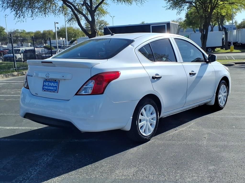 Used 2018 Nissan Versa S Plus image 8