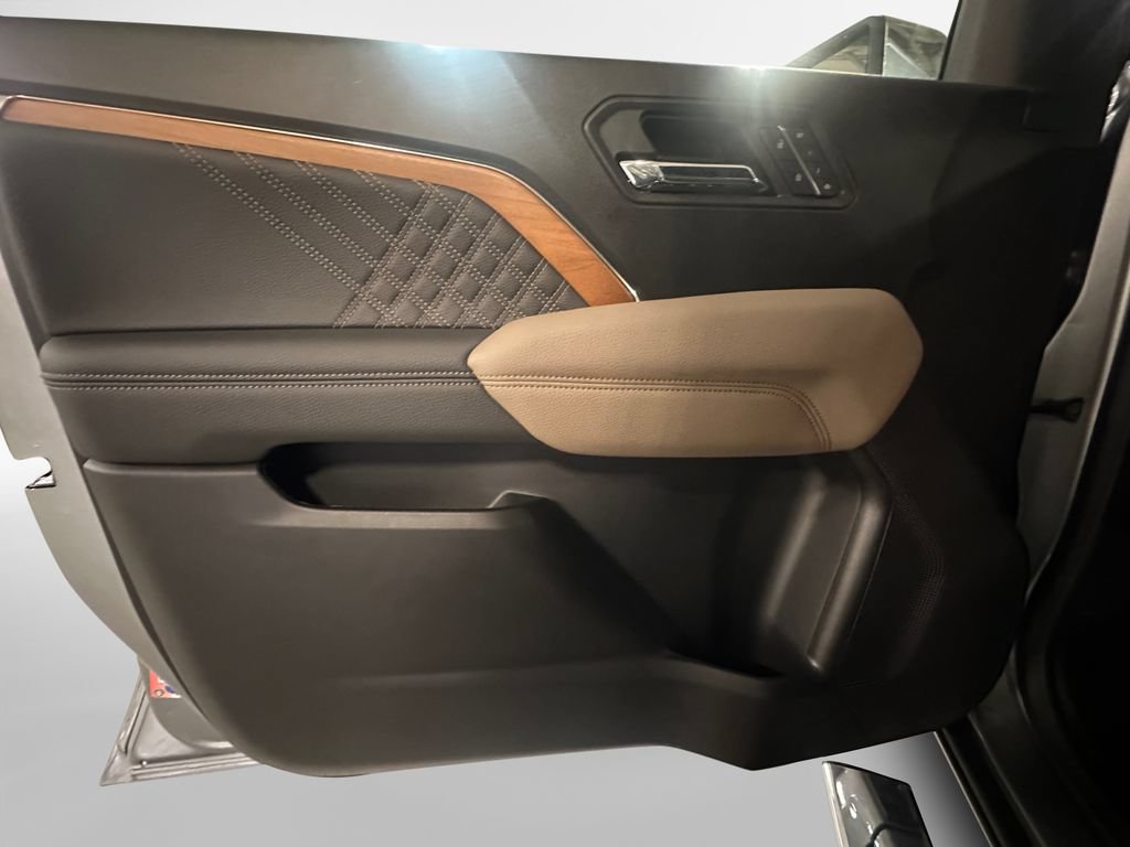 Certified 2026 GMC Canyon Denali AWD/4WD image 15