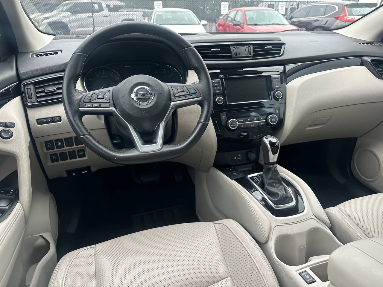 Used 2019 Nissan Rogue Sport SL w/ Premium Package FWD image 22