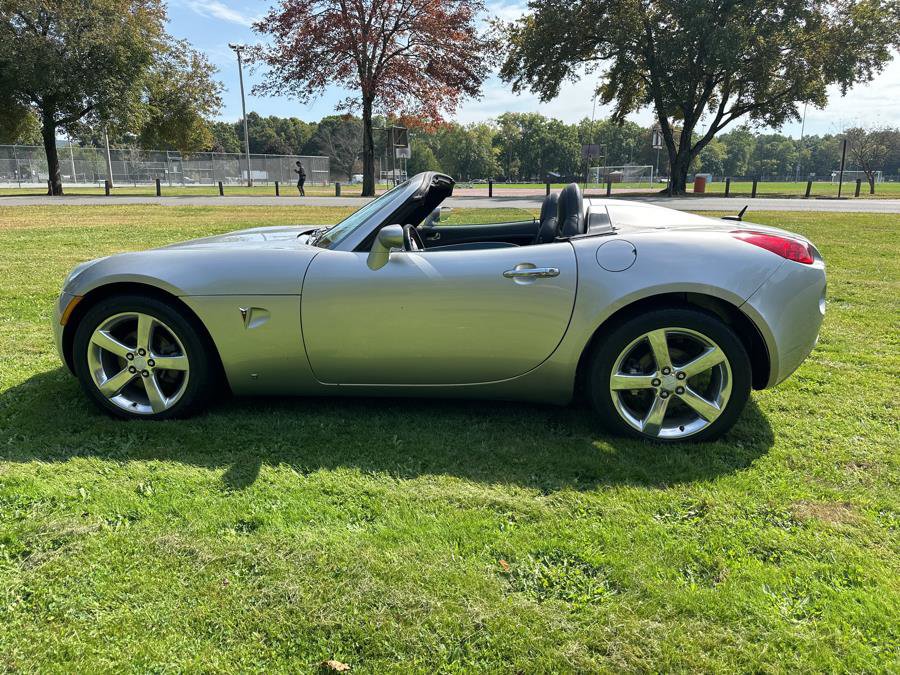 Used 2007 Pontiac Solstice Convertible w/ Premium Package image 15