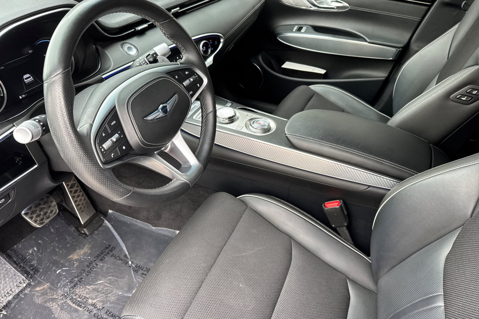 Used 2024 Genesis GV70 3.5T Sport AWD/4WD image 10