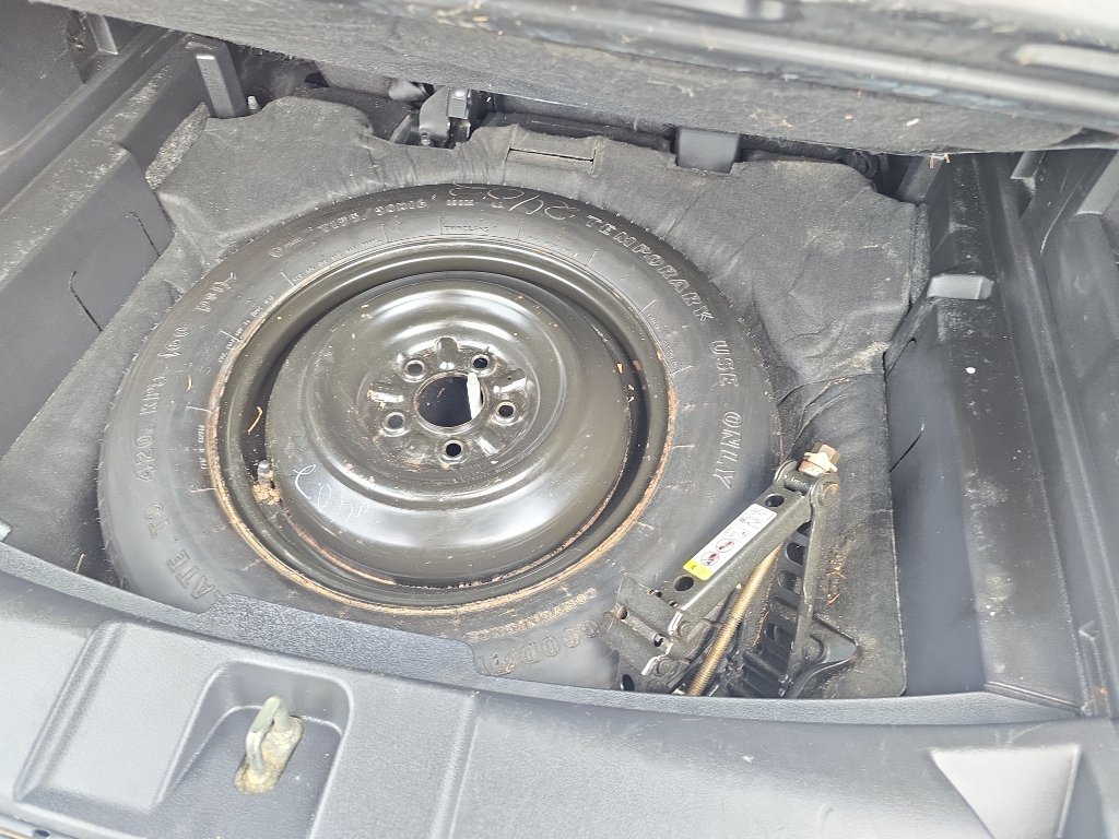 Used 2015 Jeep Patriot High Altitude AWD/4WD image 12