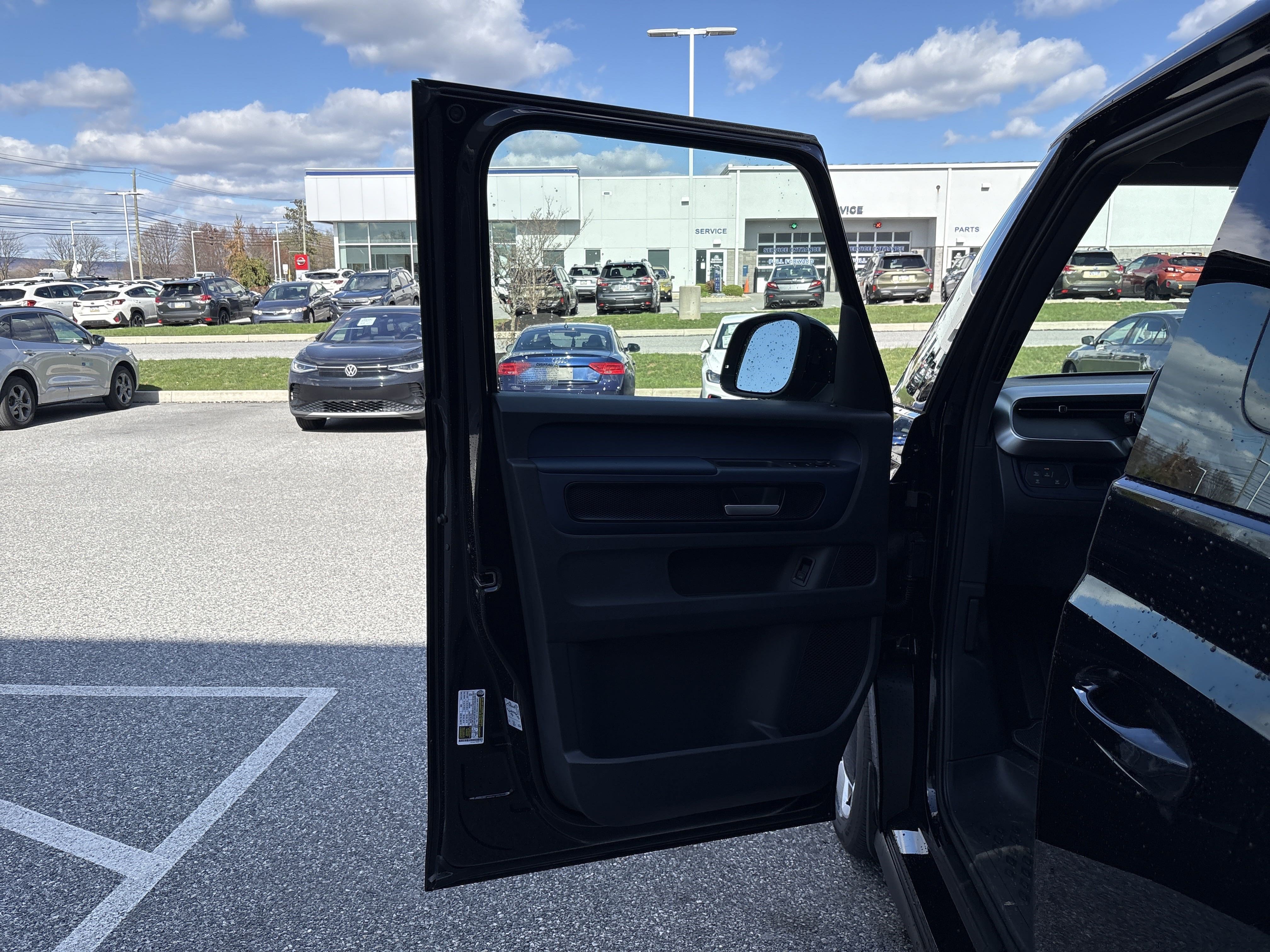 New 2025 Volkswagen ID. Buzz Pro S image 15