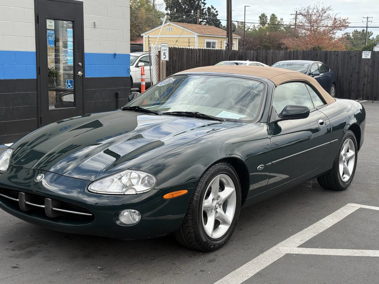 Used 2001 Jaguar XK8 Convertible RWD image 3
