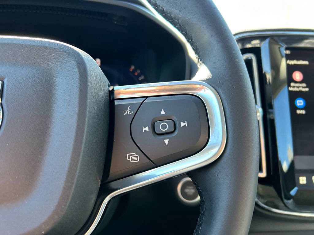 New 2026 Volvo XC40 B5 Plus w/ Climate Package AWD/4WD image 14
