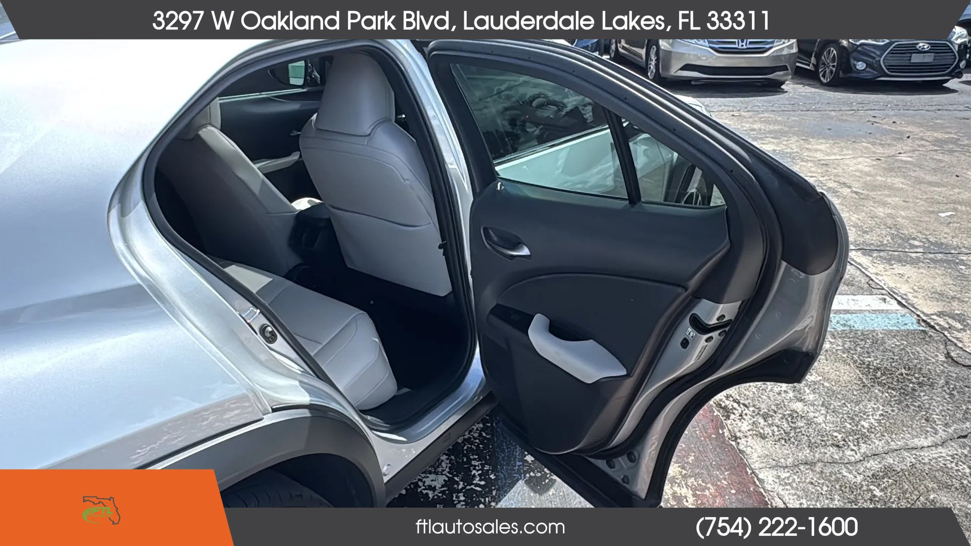 Used 2019 Lexus UX 200 w/ Premium Package FWD image 44