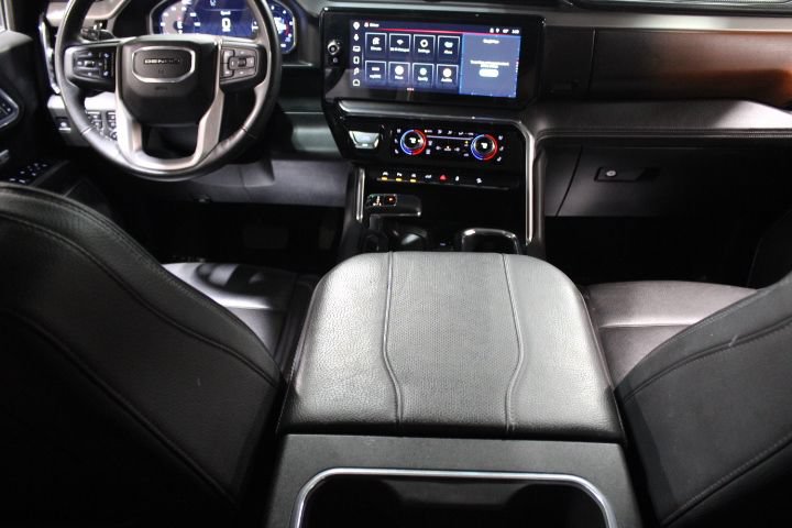 Used 2025 GMC Sierra 1500 Denali w/ Denali Reserve Package AWD/4WD image 33
