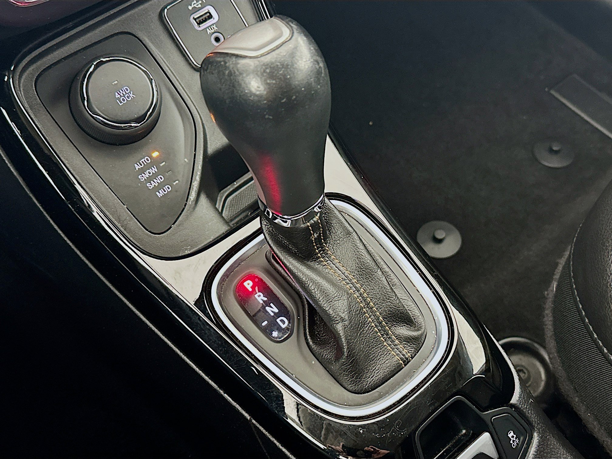 Used 2019 Jeep Compass Limited image 24