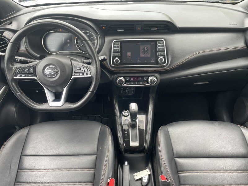 Used 2019 Nissan Kicks SR w/ SR Premium Package image 12