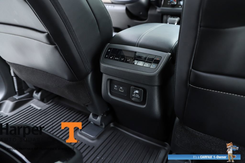 Used 2024 Nissan Pathfinder Platinum image 79