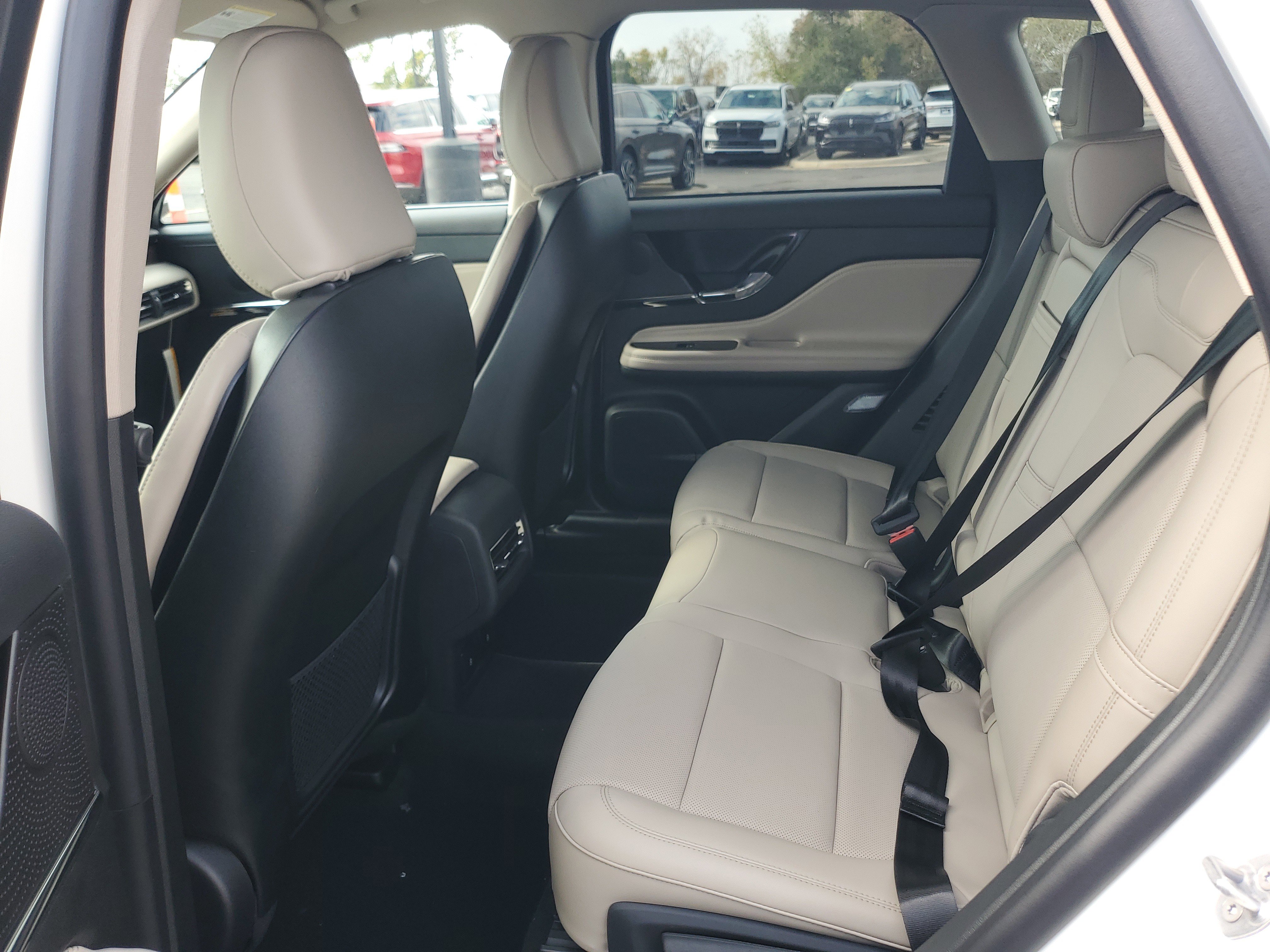 New 2026 Lincoln Corsair Reserve image 25