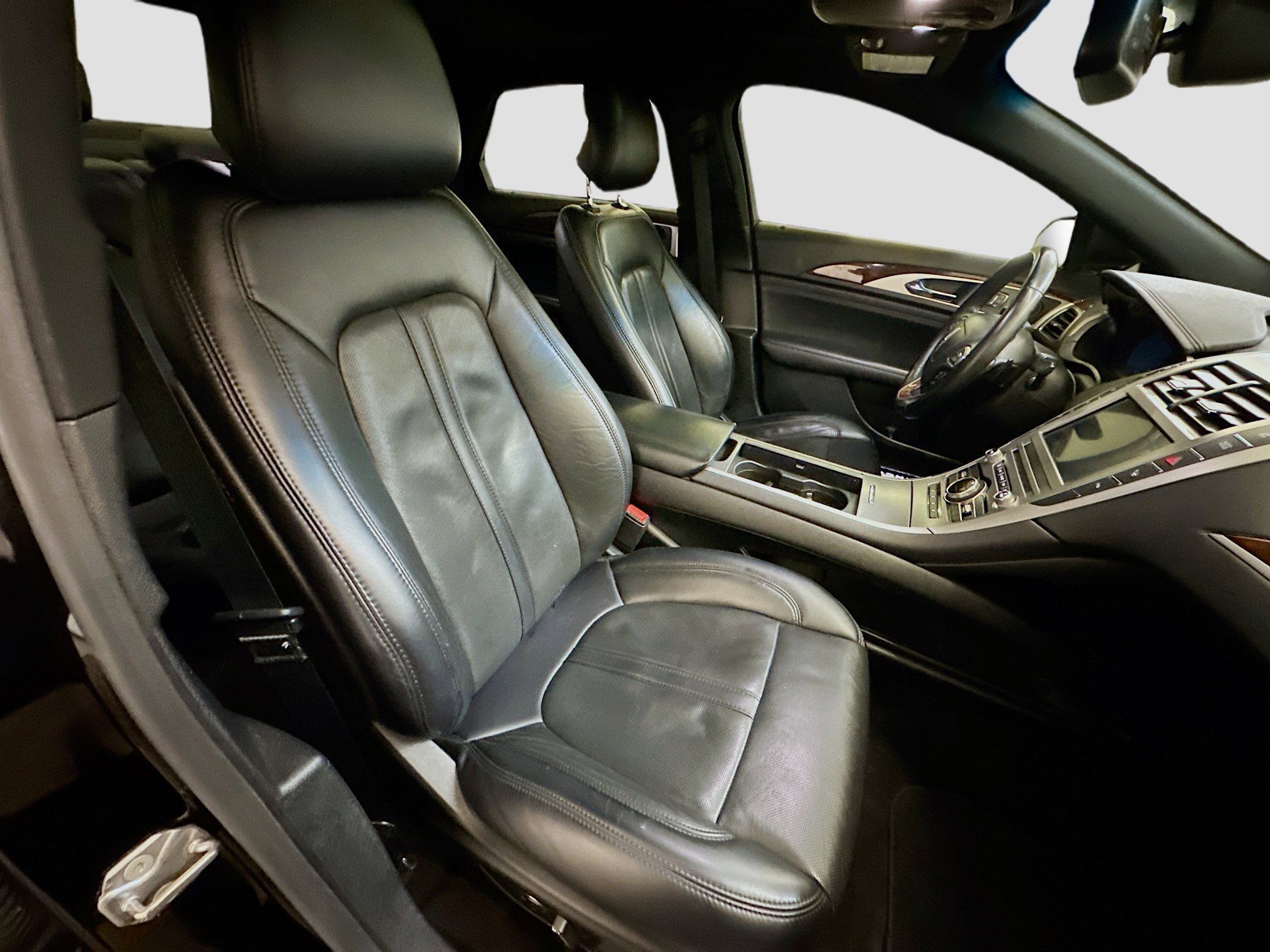 Used 2019 Lincoln MKZ Reserve image 34