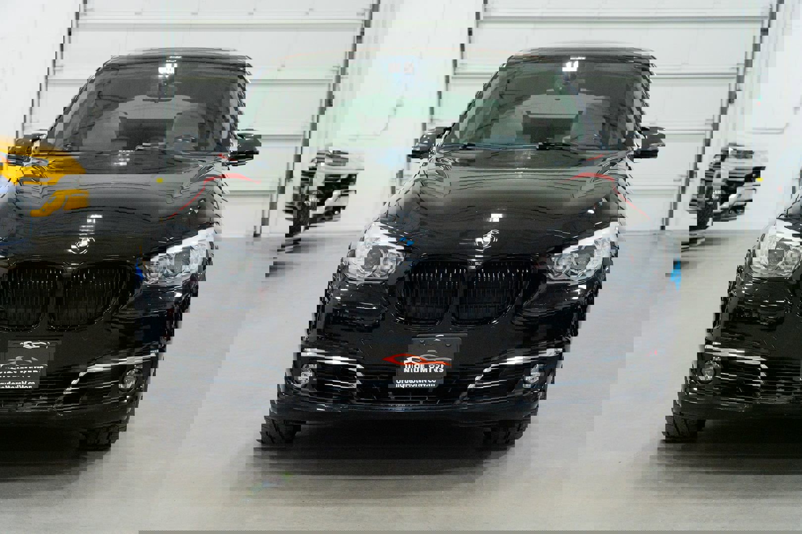 Used 2015 BMW 535i Gran Turismo xDrive image 2