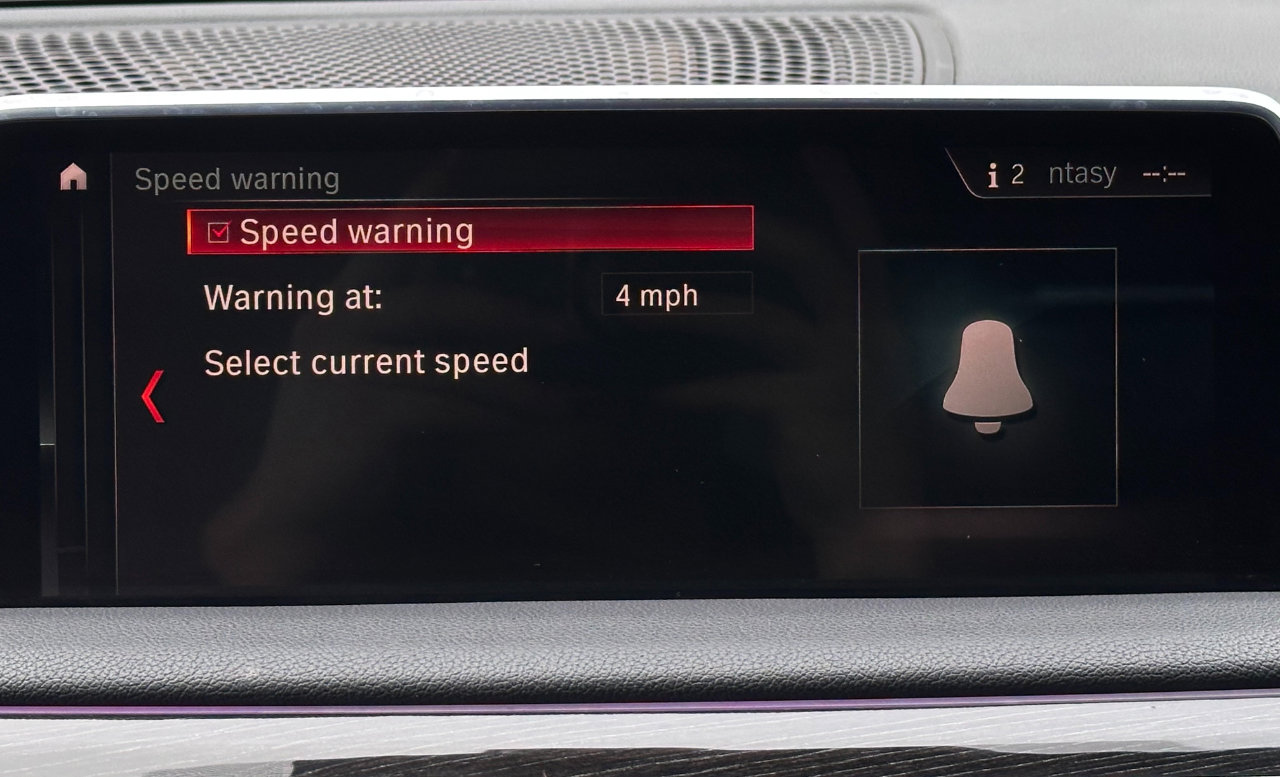 Used 2019 BMW 740i w/ M Sport Package image 27