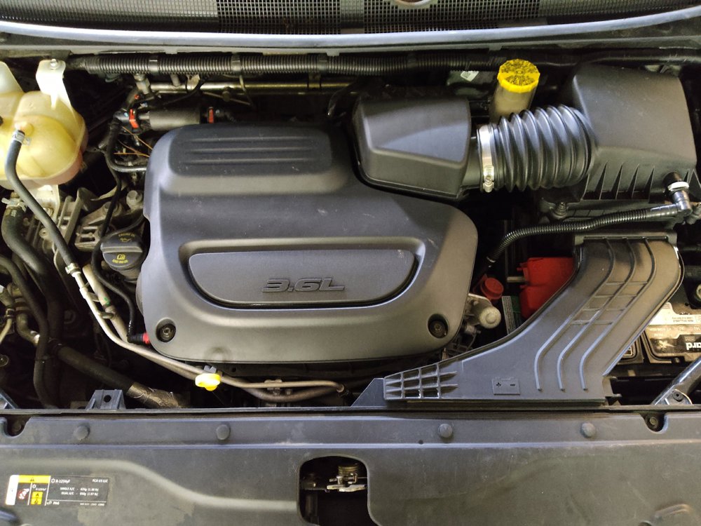 Used 2021 Chrysler Voyager Lxi FWD image 30