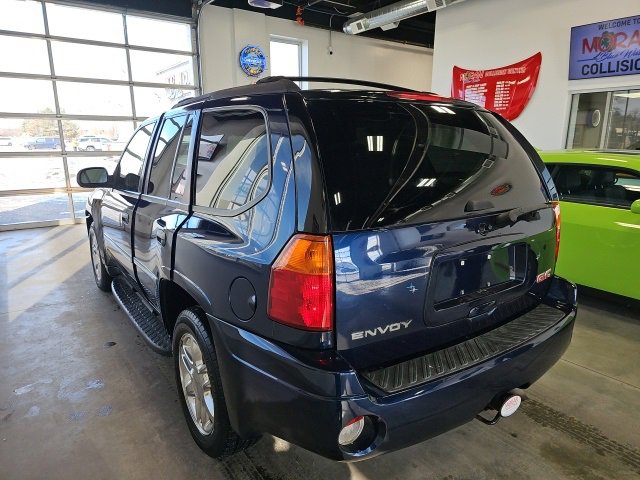 Used 2007 GMC Envoy SLE image 8