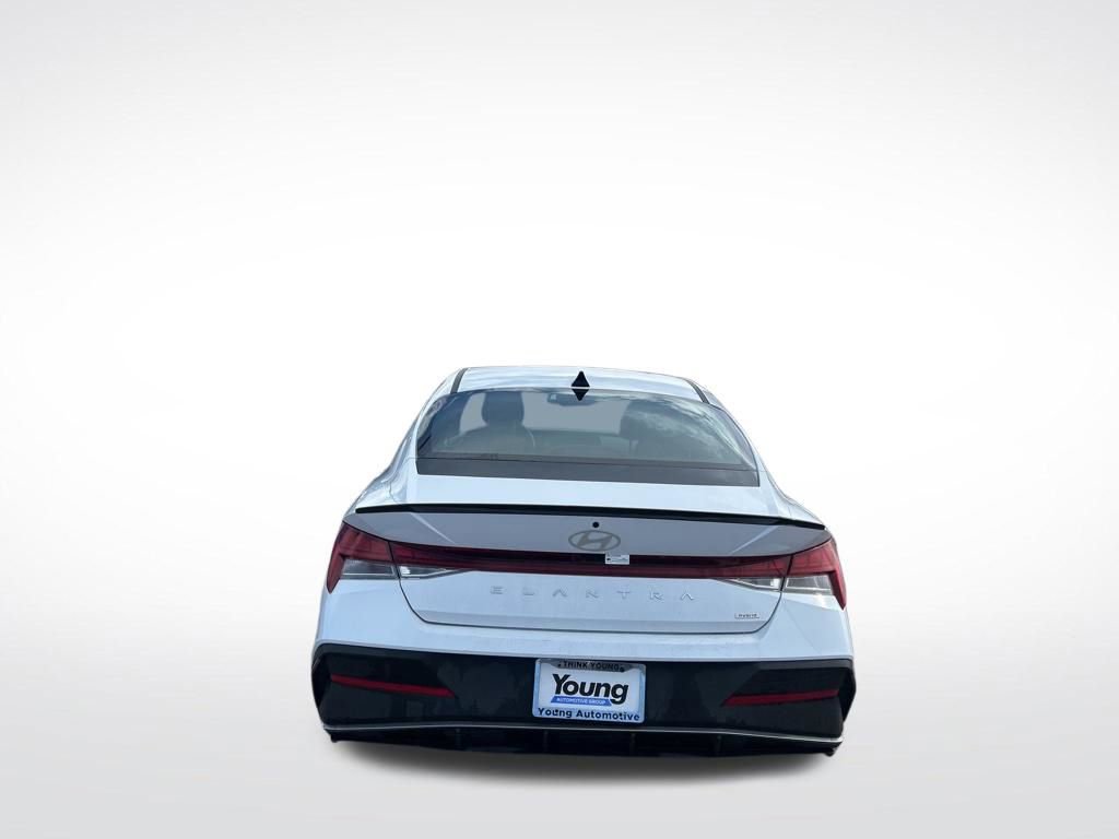 Used 2025 Hyundai Elantra SEL image 6