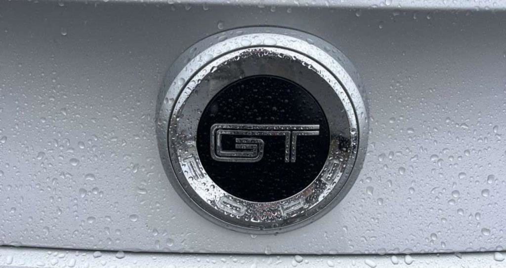 Used 2012 Ford Mustang GT Premium image 4