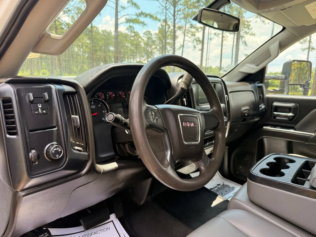 Used 2019 GMC Sierra 3500 2WD Crew Cab w/ Sierra Convenience Package image 14