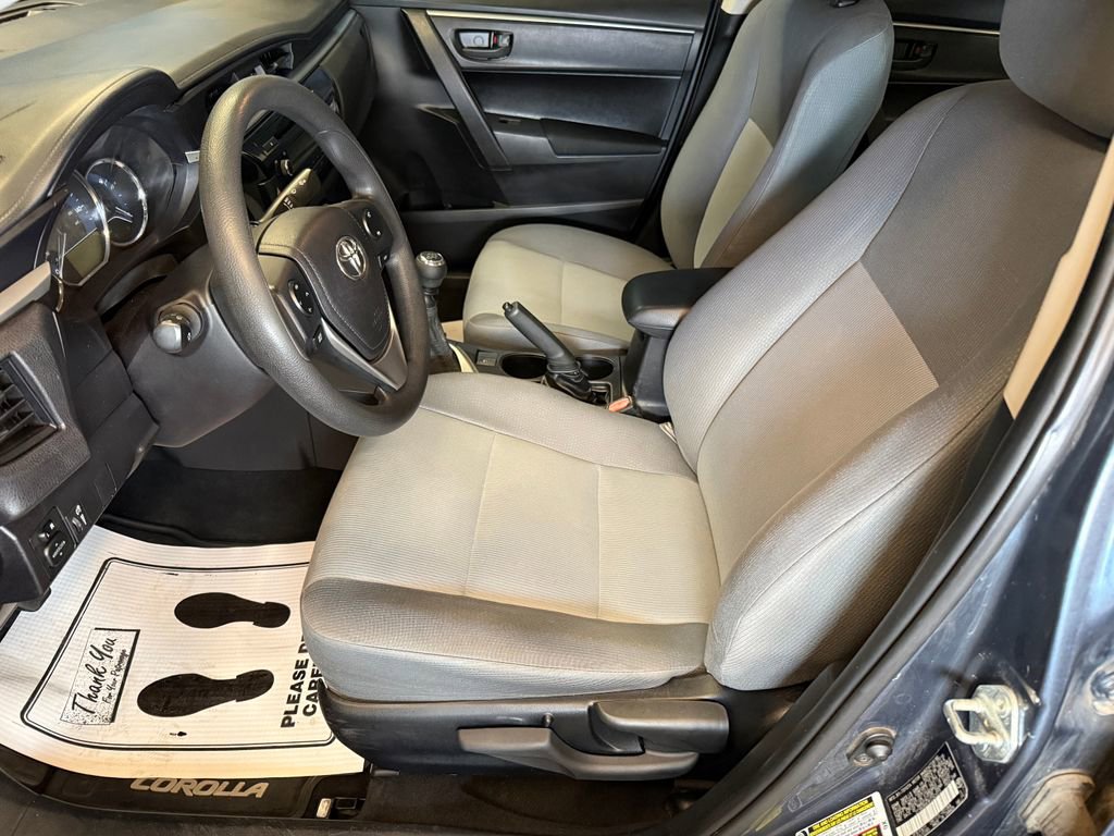 Used 2015 Toyota Corolla L image 17