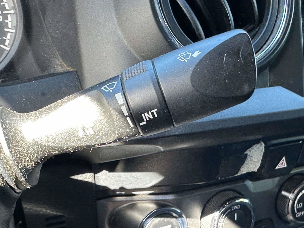 Used 2019 Toyota Tacoma TRD Off-Road AWD/4WD image 25