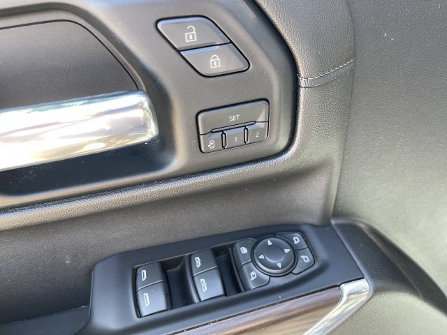 Used 2019 GMC Sierra 1500 SLT w/ SLT Premium Package AWD/4WD image 13