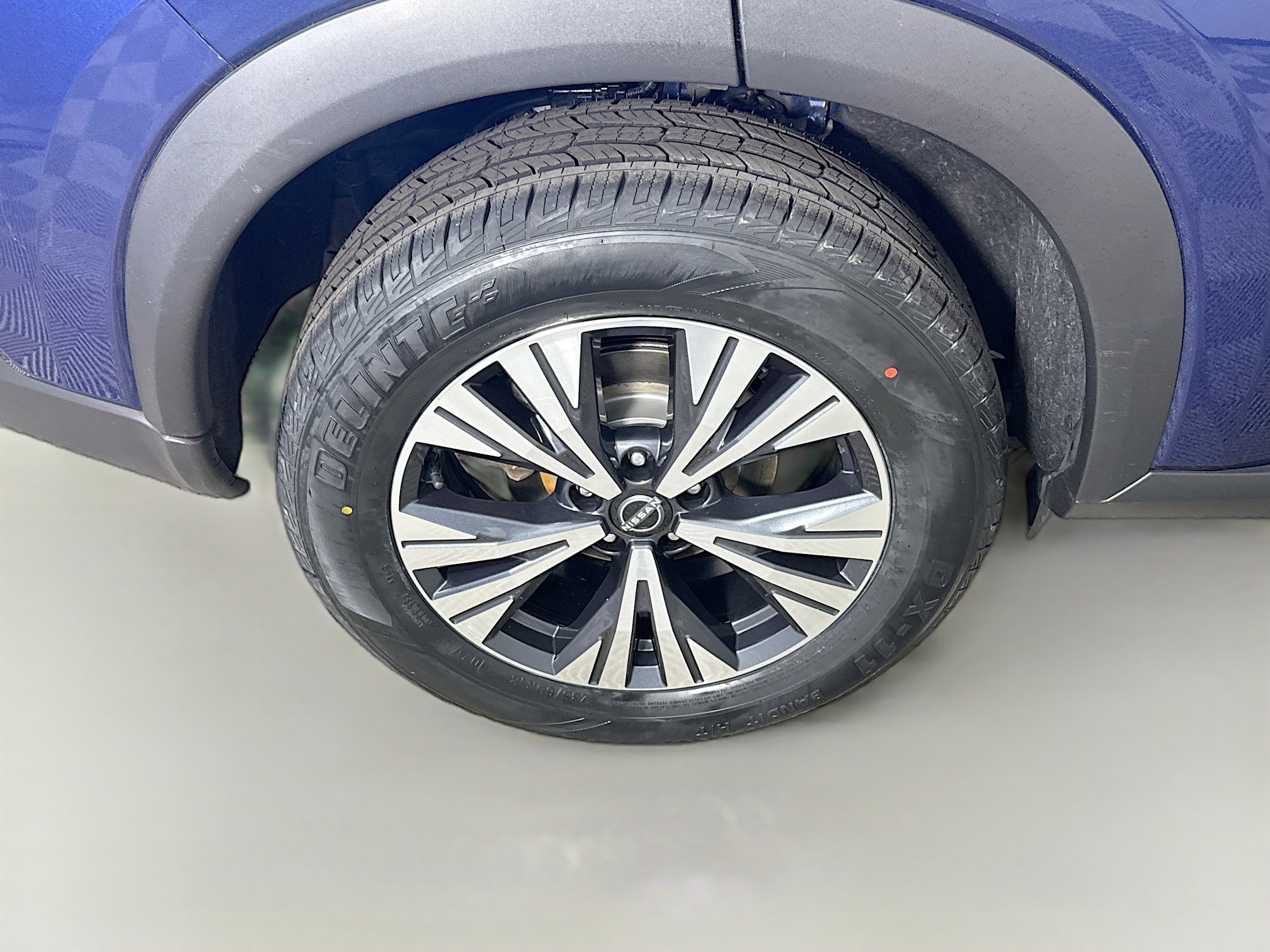 Used 2023 Nissan Rogue SV image 33