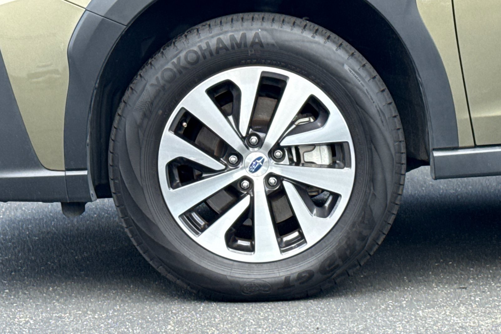 Used 2025 Subaru Outback Premium AWD/4WD image 37