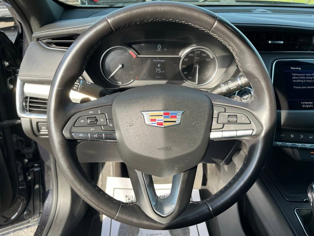 Used 2023 Cadillac XT4 Premium Luxury FWD image 11
