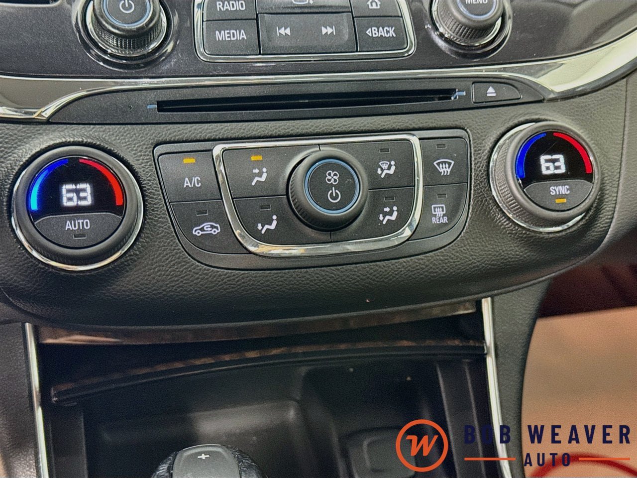 Used 2014 Chevrolet Impala LTZ FWD image 19