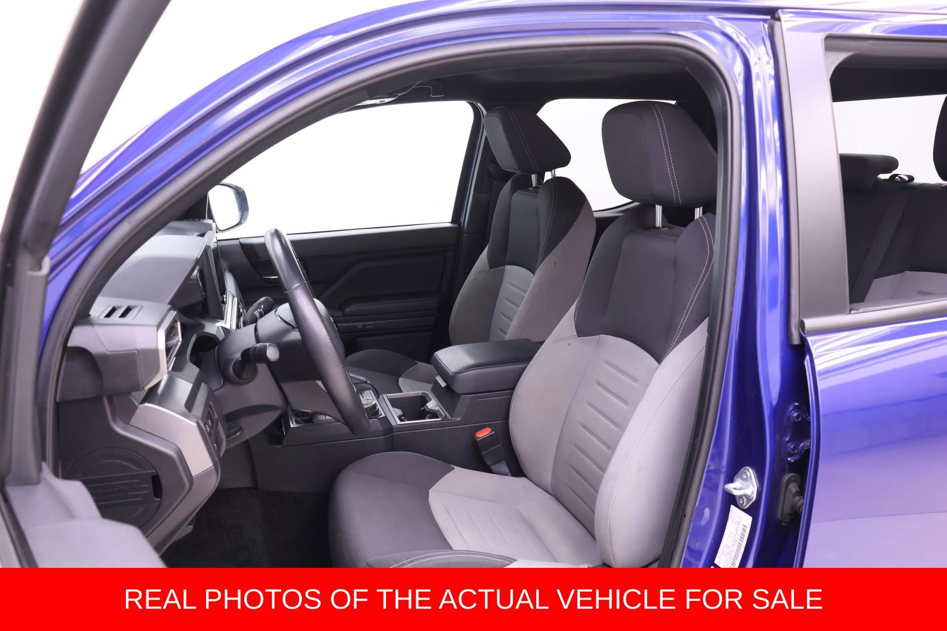 Used 2024 Toyota Tacoma SR5 image 3