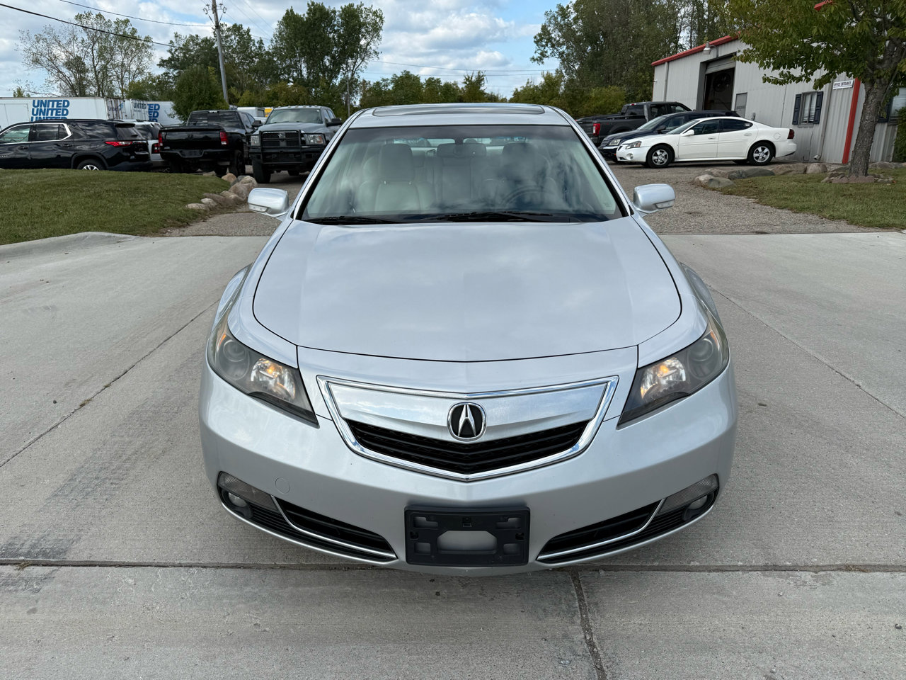 Used 2014 Acura TL w/ Technology Package image 2