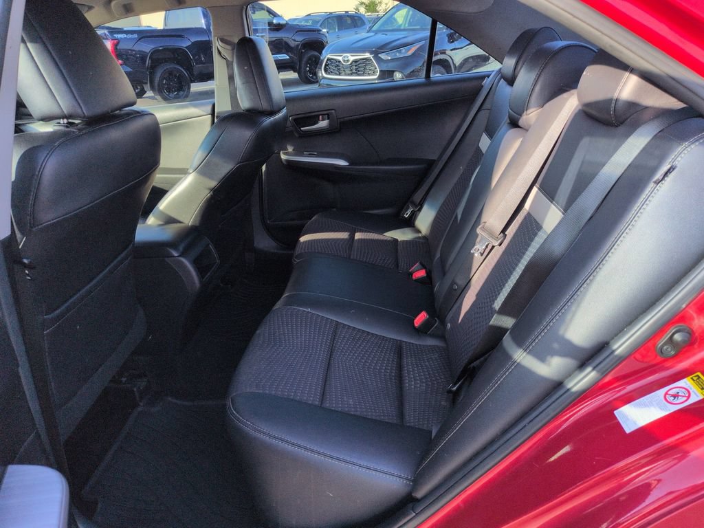 Used 2013 Toyota Camry SE FWD image 25