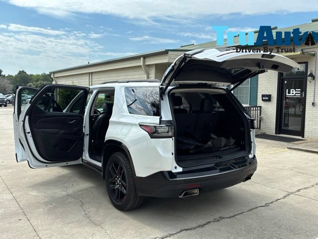 Used 2019 Chevrolet Traverse Premier w/ Redline Edition AWD/4WD image 12