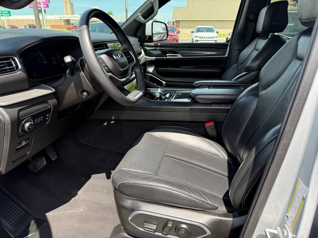 Used 2022 Jeep Wagoneer Series II image 15