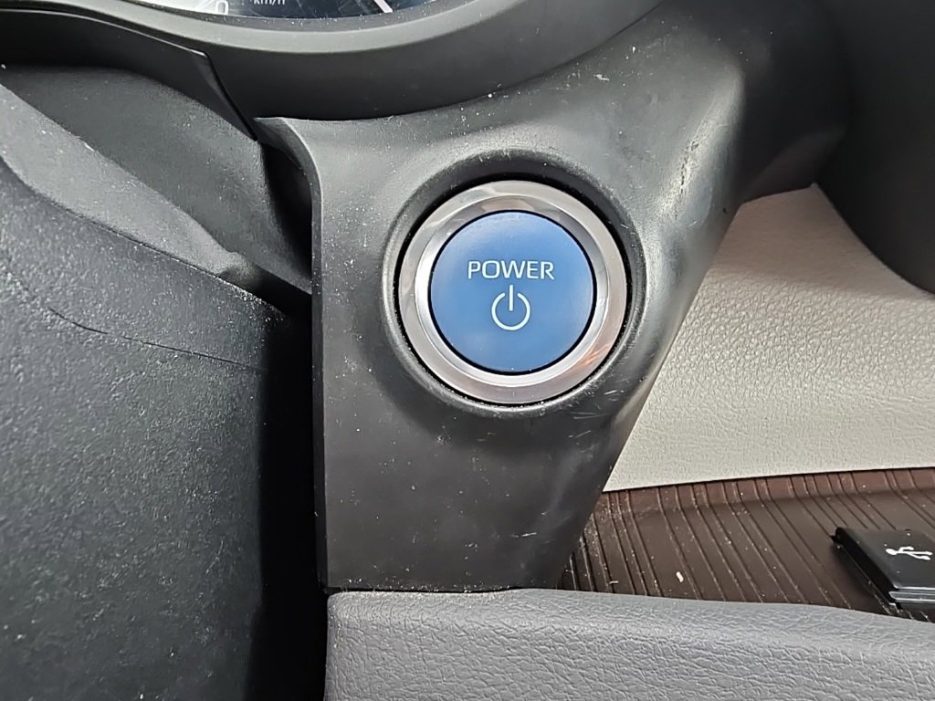 Used 2024 Toyota Sienna XLE image 15