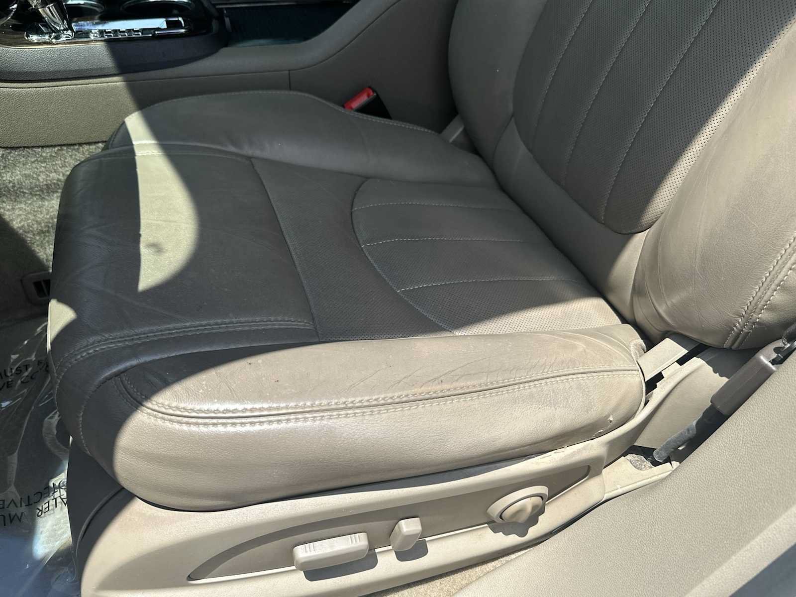 Used 2014 GMC Acadia Denali AWD/4WD image 17