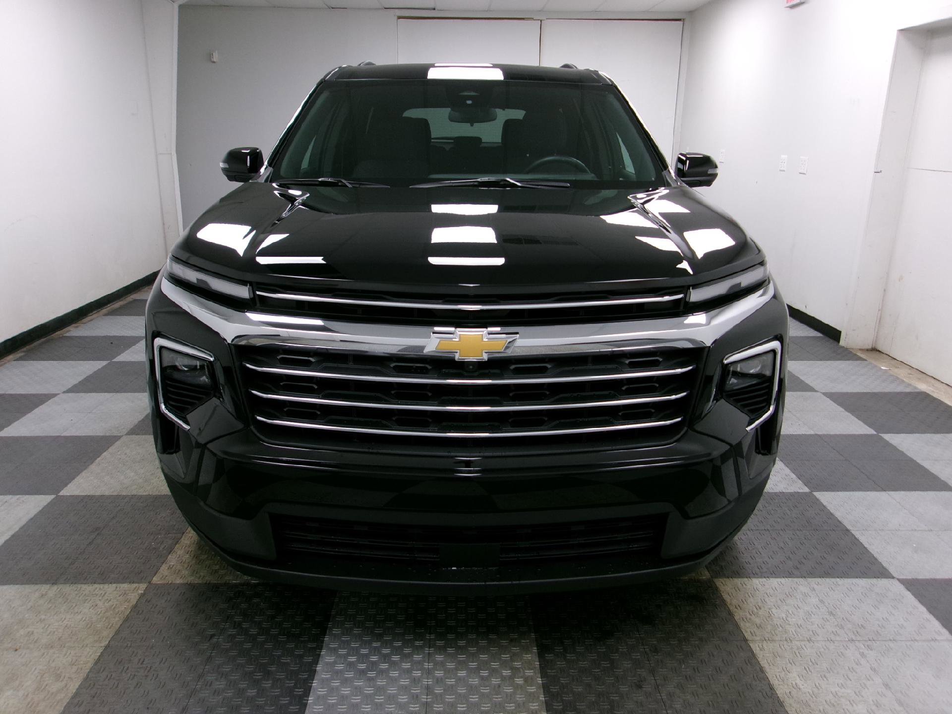 Certified 2024 Chevrolet Traverse LT w/ LPO, Floor Liner Package image 18