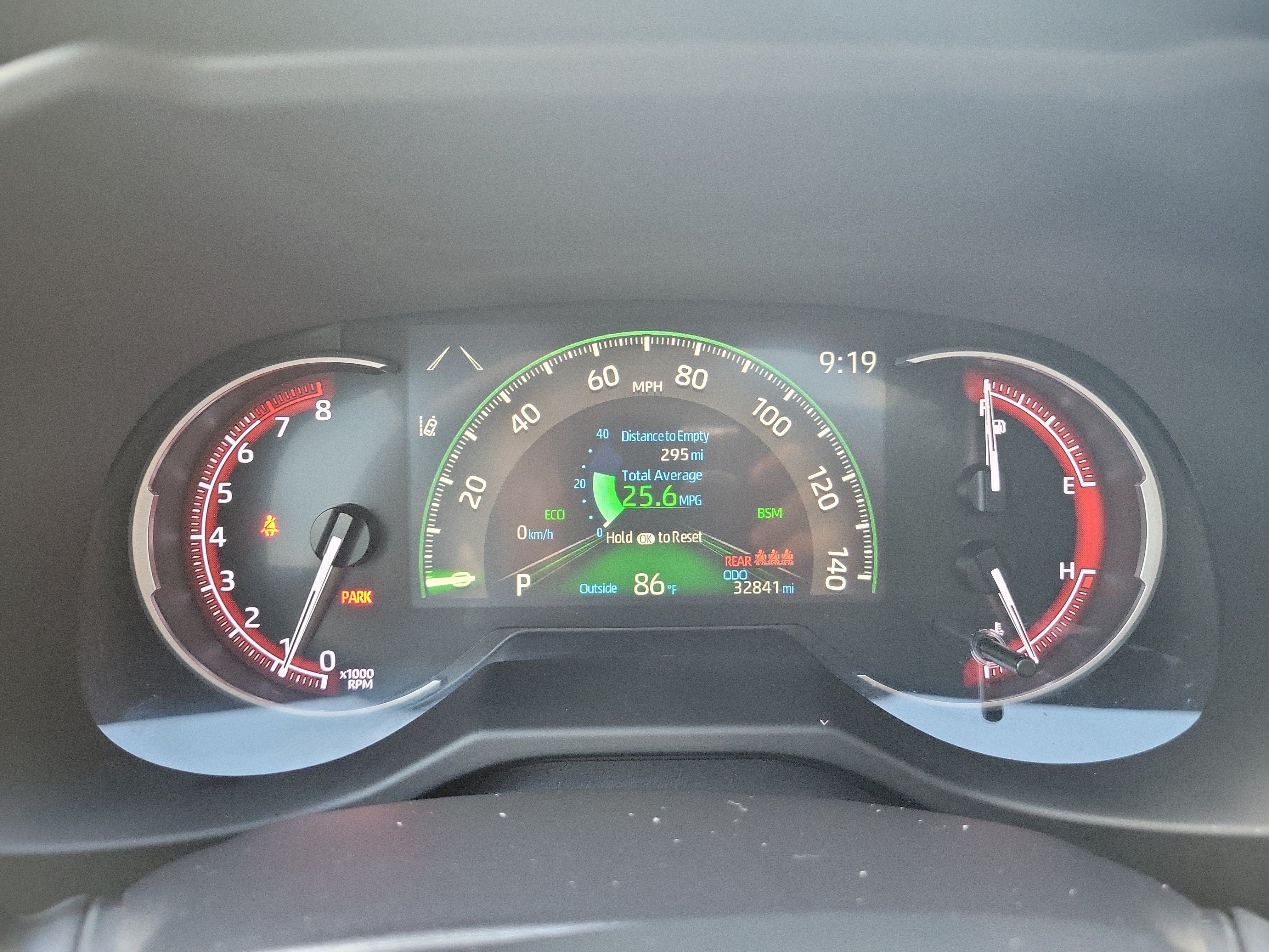 Used 2024 Toyota RAV4 XLE Premium FWD image 32